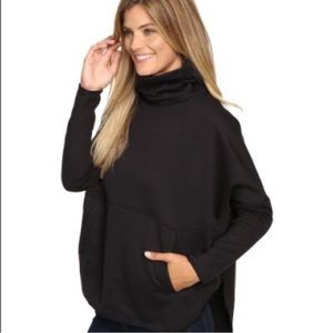🖤🖤 The North Face Slacker Poncho - Funnel Neck 🖤🖤